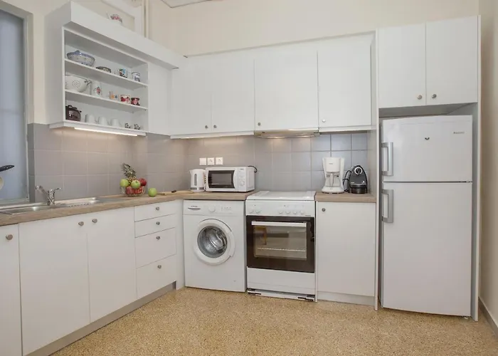 Central Apartment On Pedestrian Street By Ghh