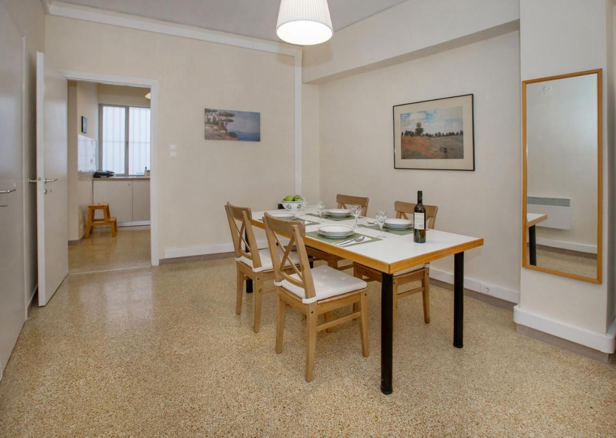 Apartment On Pedestrian Street By Ghh