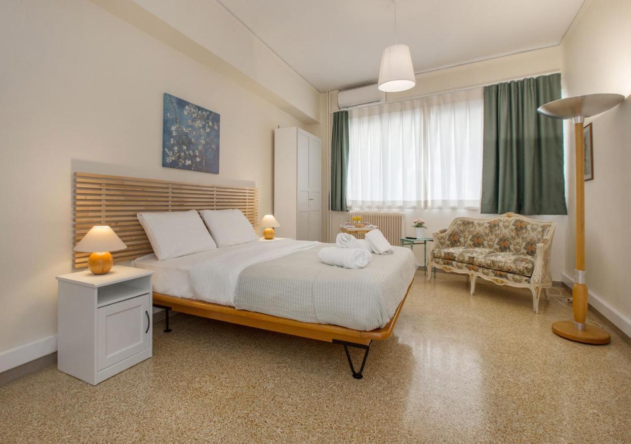 Apartment On Pedestrian Street By Ghh Athens